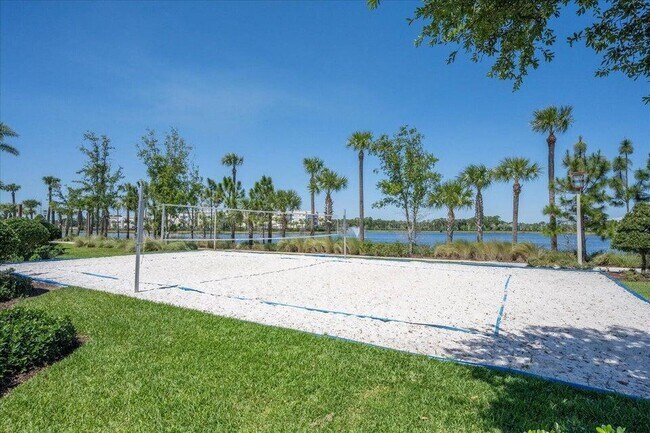 Building Photo - 12546 Gross Pointe Dr