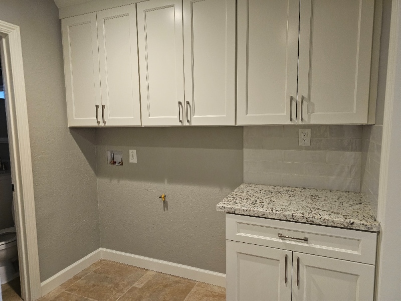 Building Photo - 1448 Carleton Dr