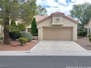 Building Photo - 2636 Highvale Dr