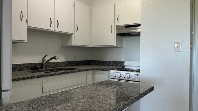 Building Photo - 1324 N Wentz St