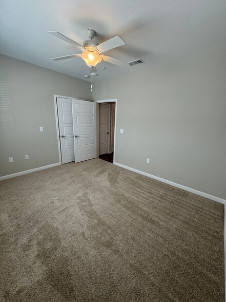 Building Photo - 450 Houston Ridge Dr