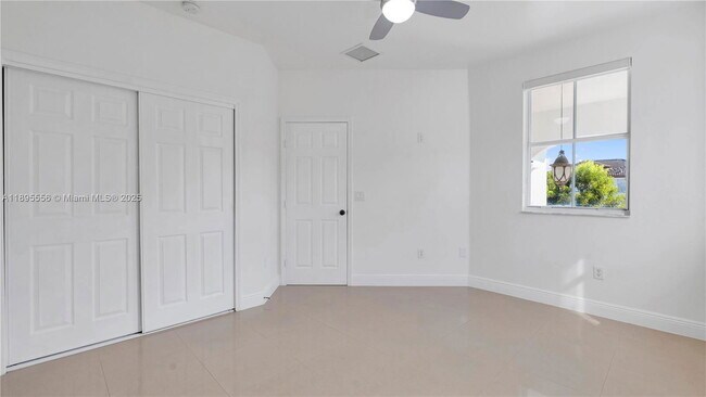 Building Photo - 17994 NW 87th Pl