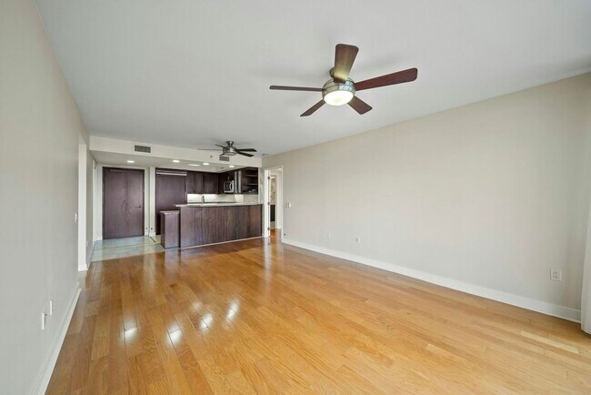 Building Photo - 1551 Ala Wai Blvd