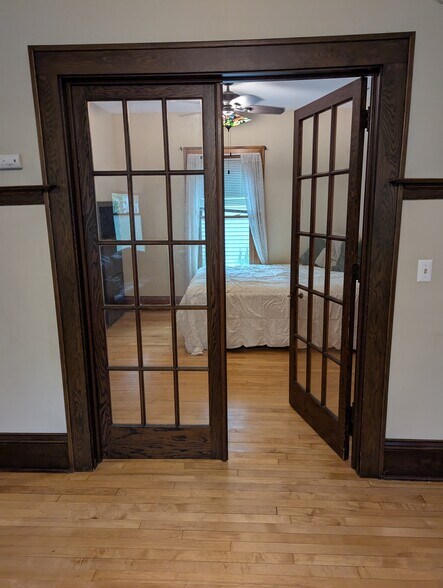 Primary Bedroom - 1727 Girard Ave N
