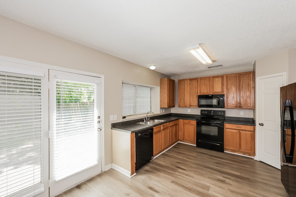 Building Photo - 4117 Mediterranean Dr
