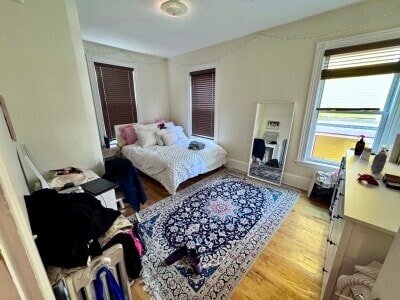 Building Photo - 124 Calumet St