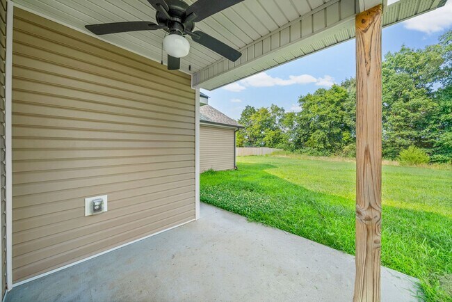 Building Photo - 1493 Fredrick Dr