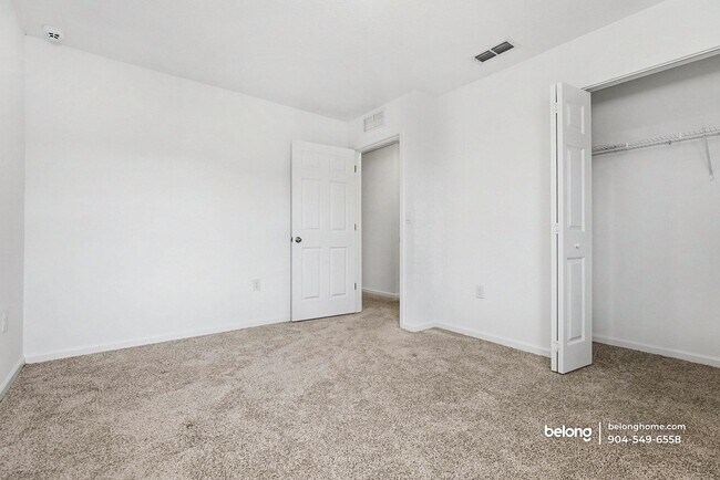 Building Photo - 9067 Gifford Dr