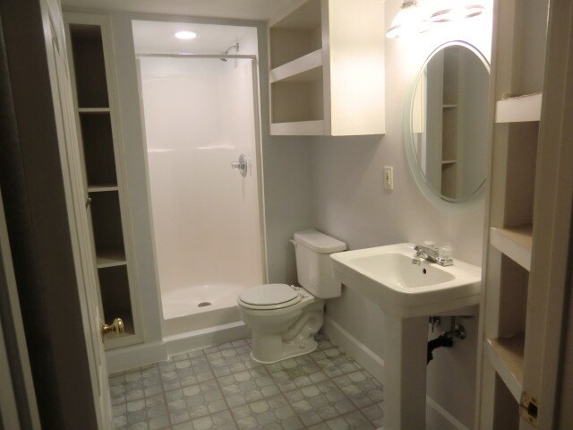 Basement bath - 2863 S Xanadu Way