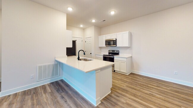 Building Photo - 15656 E 21st Ct N