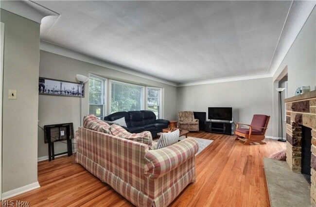 Building Photo - 3932 Meadowbrook Blvd