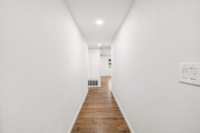 Building Photo - 51480 Avenida Obregon