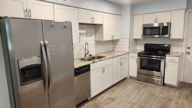 Building Photo - 6819 N 12th St