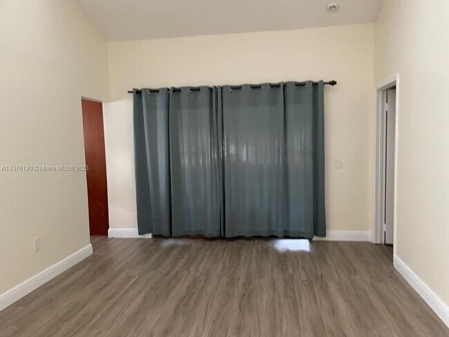 Building Photo - 9871 NW 16th St