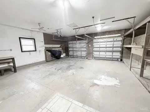 Building Photo - 4175 Bell Ln