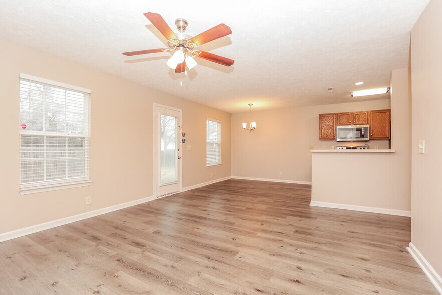 Building Photo - 2707 Nugget Ct