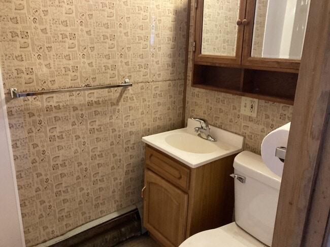Building Photo - Overland Apt