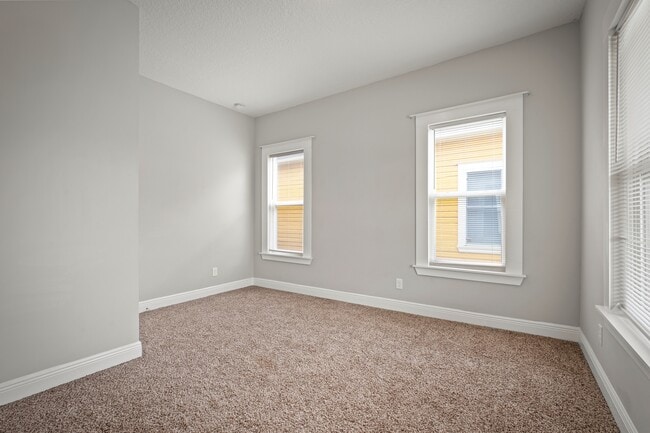 Building Photo - 1945 Redell St