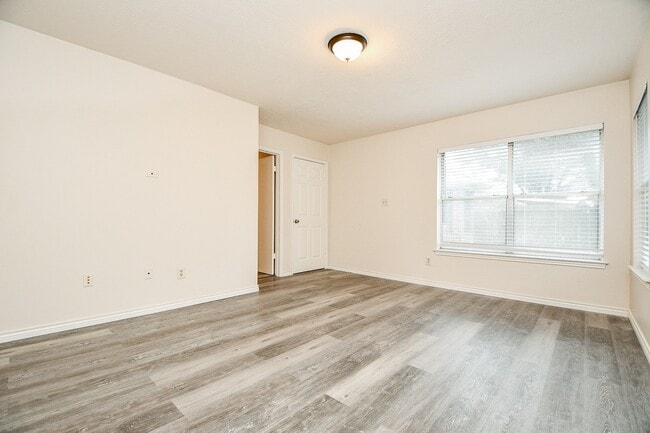 Building Photo - 10919 Rustling Winds Dr