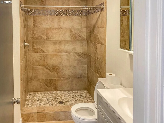 Building Photo - 539 Hatfield Dr