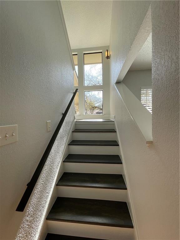 Building Photo - 11470 Bristle Oak Trail