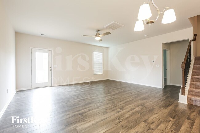 Building Photo - 419 Stonefence Dr