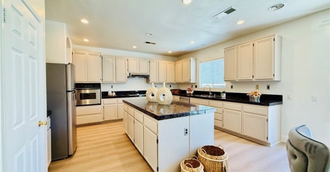 Building Photo - 11958 Sunstone Ct