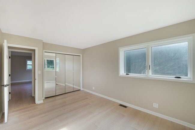 Building Photo - 11110 Highland Dr