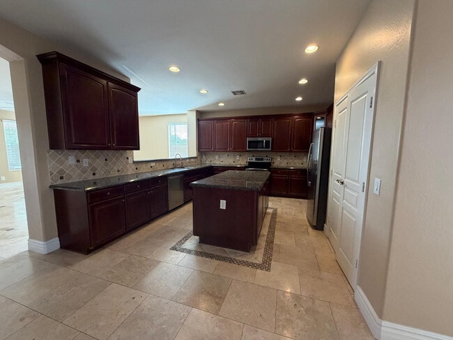 Building Photo - 3436 E Casa Mader Dr