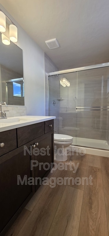 Building Photo - 7228 W Rygate Dr