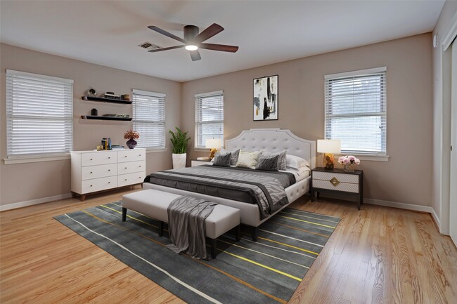 Building Photo - 9917 Cedardale Dr