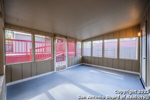 Building Photo - 6306 Fort Maddin St