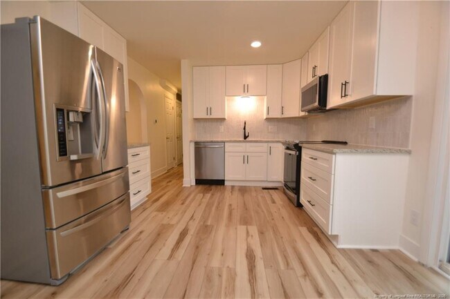 Building Photo - 1436 Lake Pine Dr