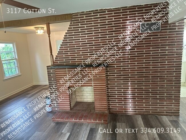 Building Photo - 3117 Cotton St