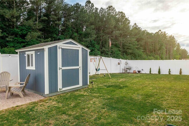Building Photo - 2880 Sherrills Strm Dr