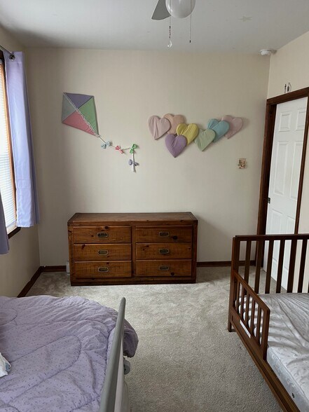 Building Photo - 511 Stanwood St