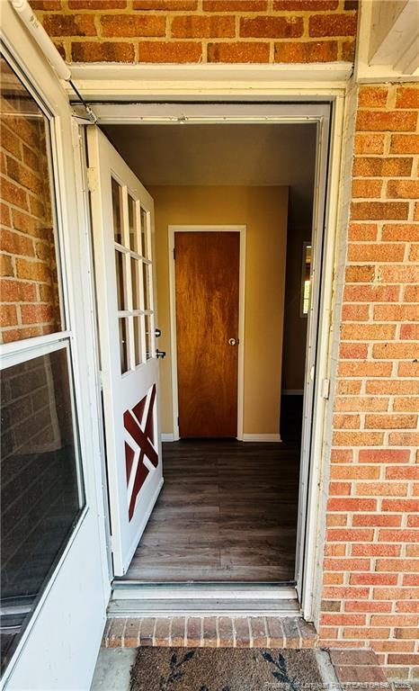 Building Photo - 611 Reggie Ct