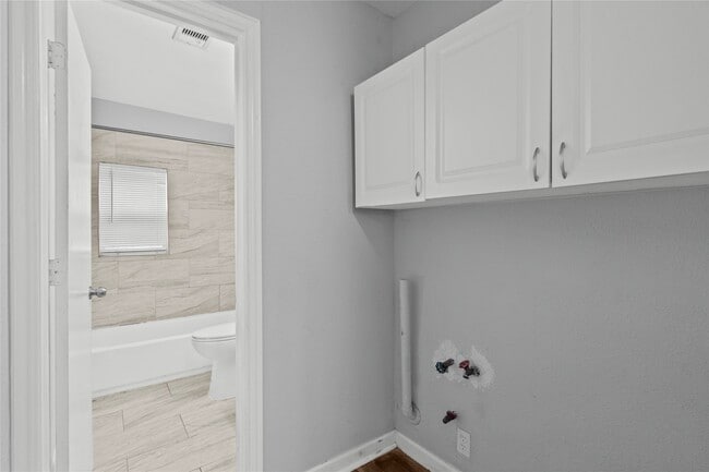 Building Photo - 1101 8th Ave N