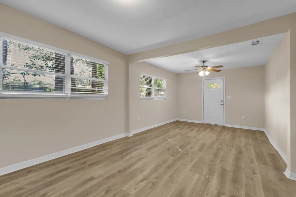 Building Photo - 4463 Melvin Cir E
