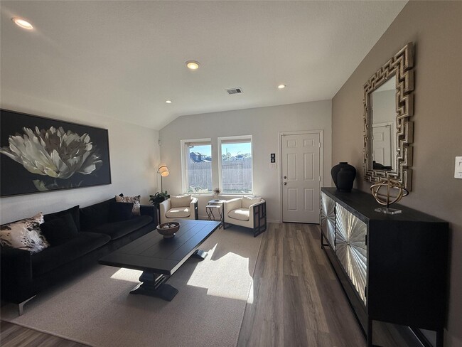 Building Photo - 16959 Sangiovese Dr