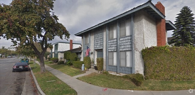Building Photo - Pacific Crest Apartments