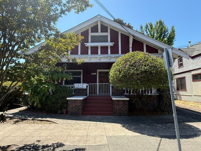Primary Photo - 511 A St