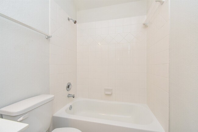 Building Photo - 32426 Fly Fish Wy