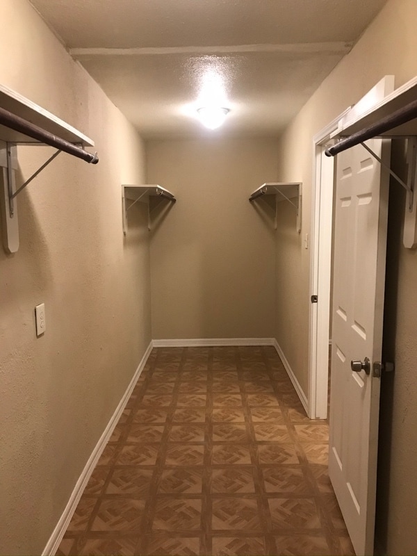 Building Photo - 6640 Avenue I