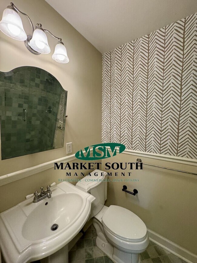Building Photo - ARDSLEY PARK GEM- AVAILABLE NOW!  APPOINTM...