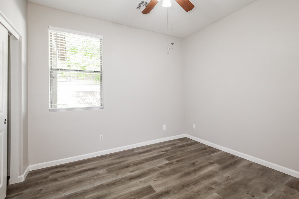 Building Photo - 16855 W Ironwood St