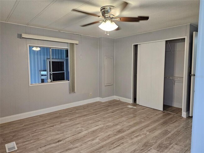 Building Photo - 354 Ivanhoe Cir