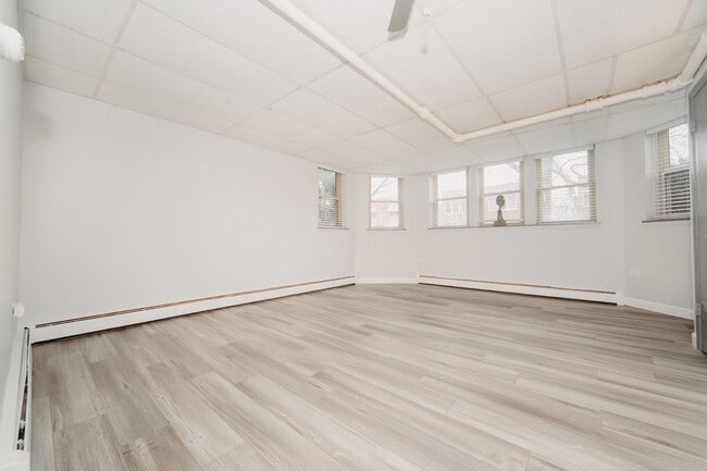 Building Photo - 9124 La Crosse Ave
