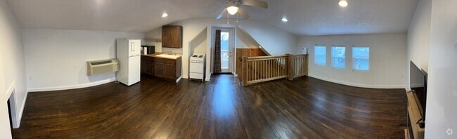 Building Photo - 2335 N 61st St