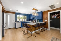 Interior Photo - 1368 1/2 Yosemite Dr